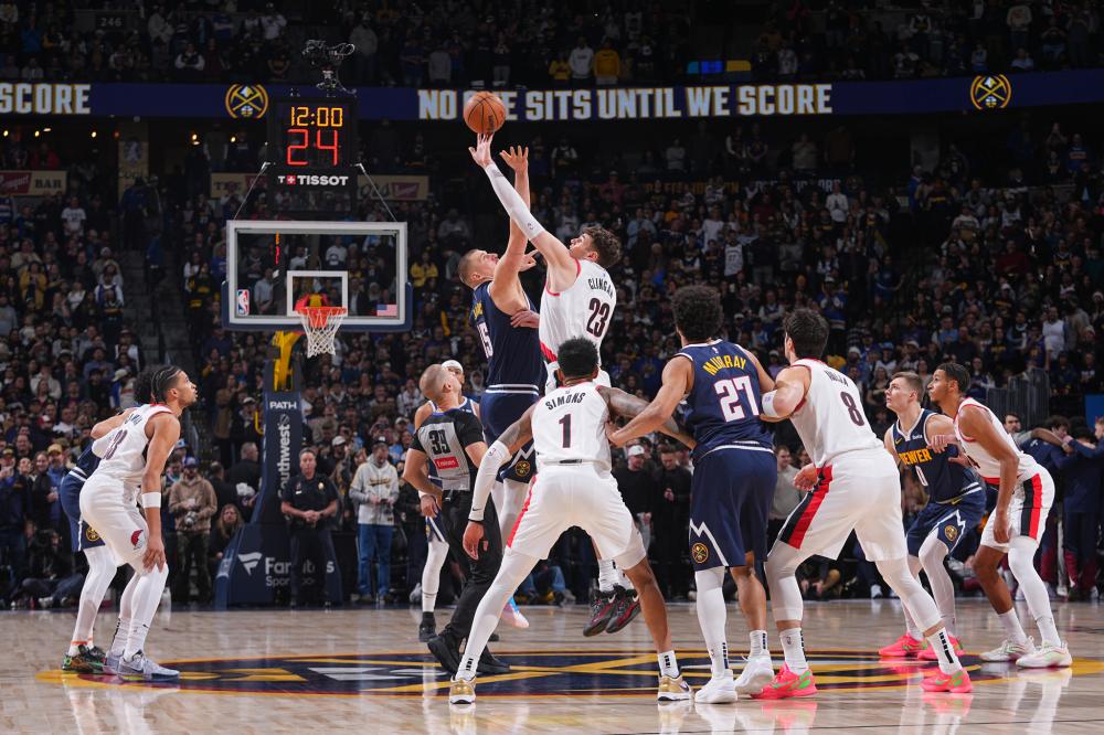 中再次发光 中再次发光