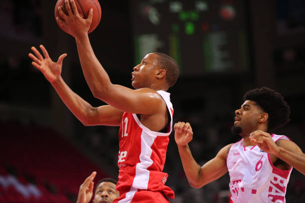 伊萨克的情 伊萨克的情