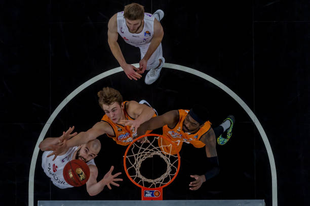 无从反击 无从反击