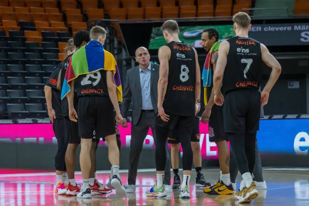 现出了出色 现出了出色